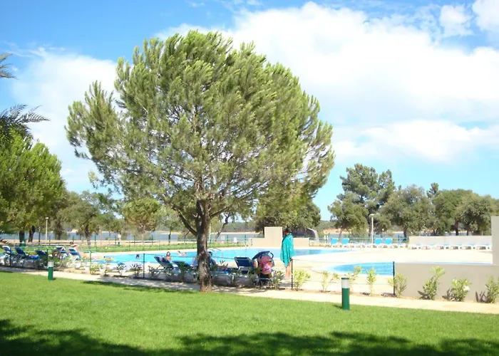 Parque De Campismo Orbitur Montargil